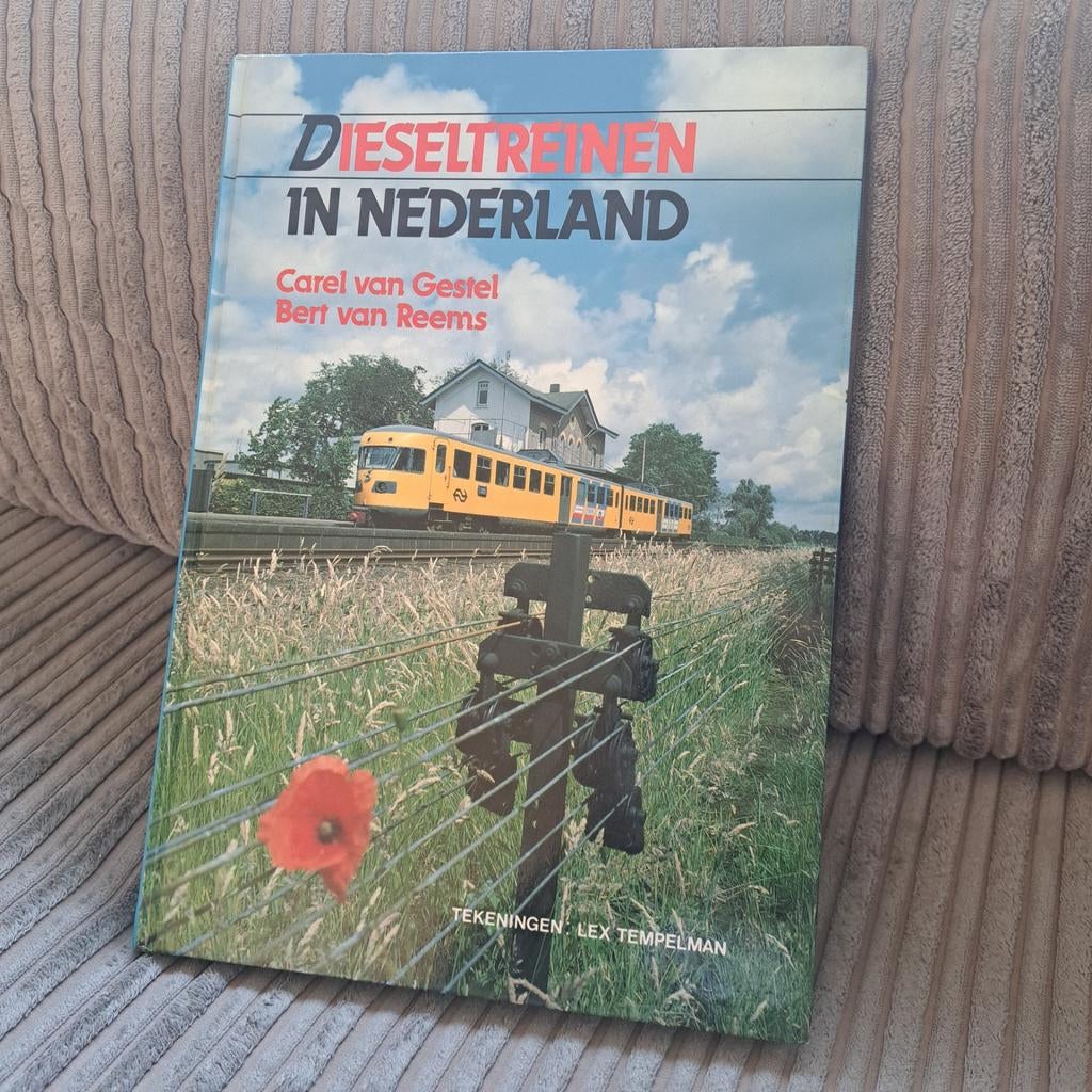 Dieseltreinen in Nederland, Boeken, Ophalen of Verzenden, Zo goed als nieuw