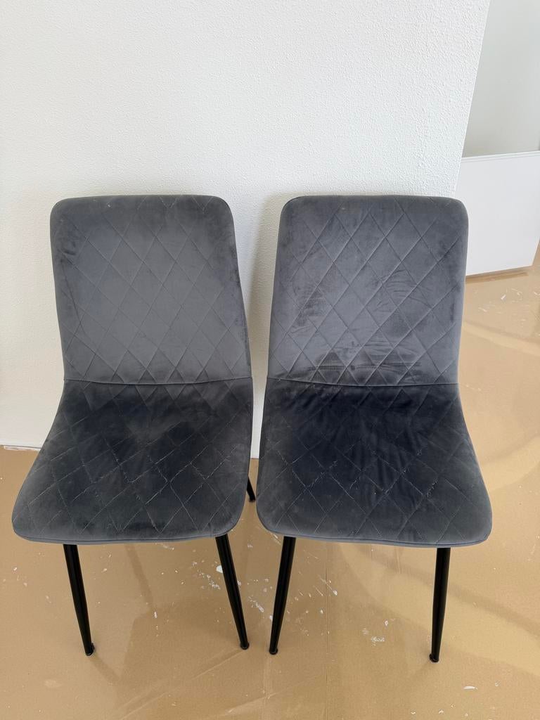 8 grijze eetkamerstoelen, Huis en Inrichting, Stoelen, Gebruikt, Twee, Ophalen of Verzenden, Stof