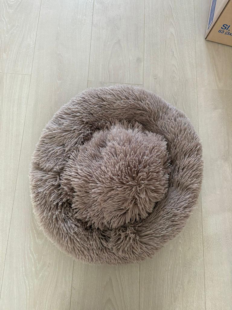 Kattenmandje of voor klein hondje en nog veel meer, Dieren en Toebehoren, Ophalen, Zo goed als nieuw, Pluche