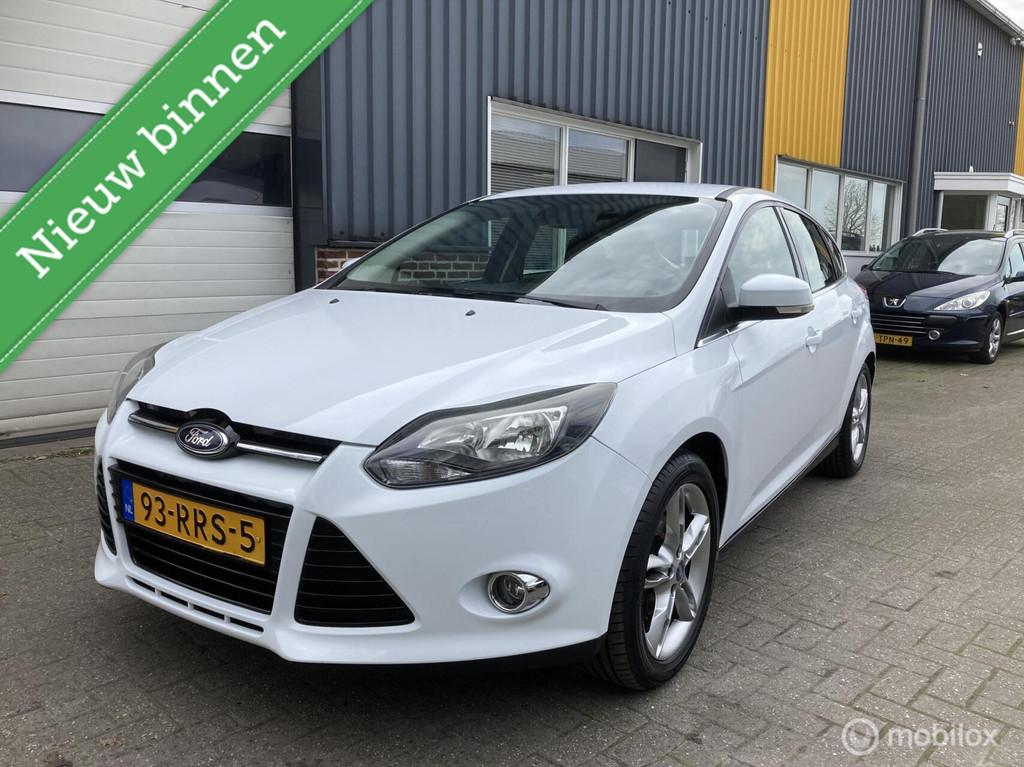 Ford Focus 1.6 TI-VCT Titanium NETTE AUTO!, Auto's, Ford, Gebruikt, 635 kg, Wit, Origineel Nederlands