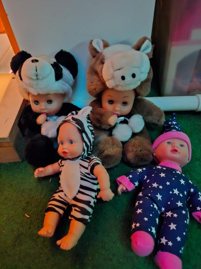 Popjes, Kinderen en Baby's, Speelgoed | Poppen, Ophalen, Zo goed als nieuw, Overige typen
