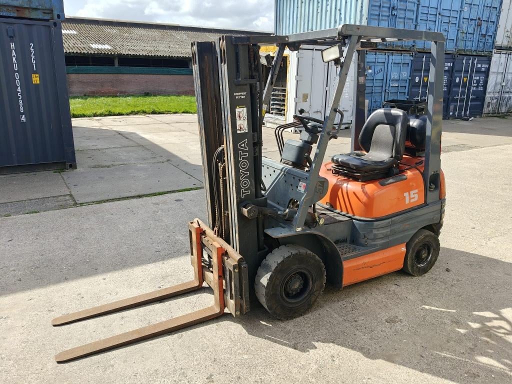 Toyota heftruck triplex mast 1,5ton 4,30m hefhoogte LPG, Zakelijke goederen, Machines en Bouw | Heftrucks en Intern transport