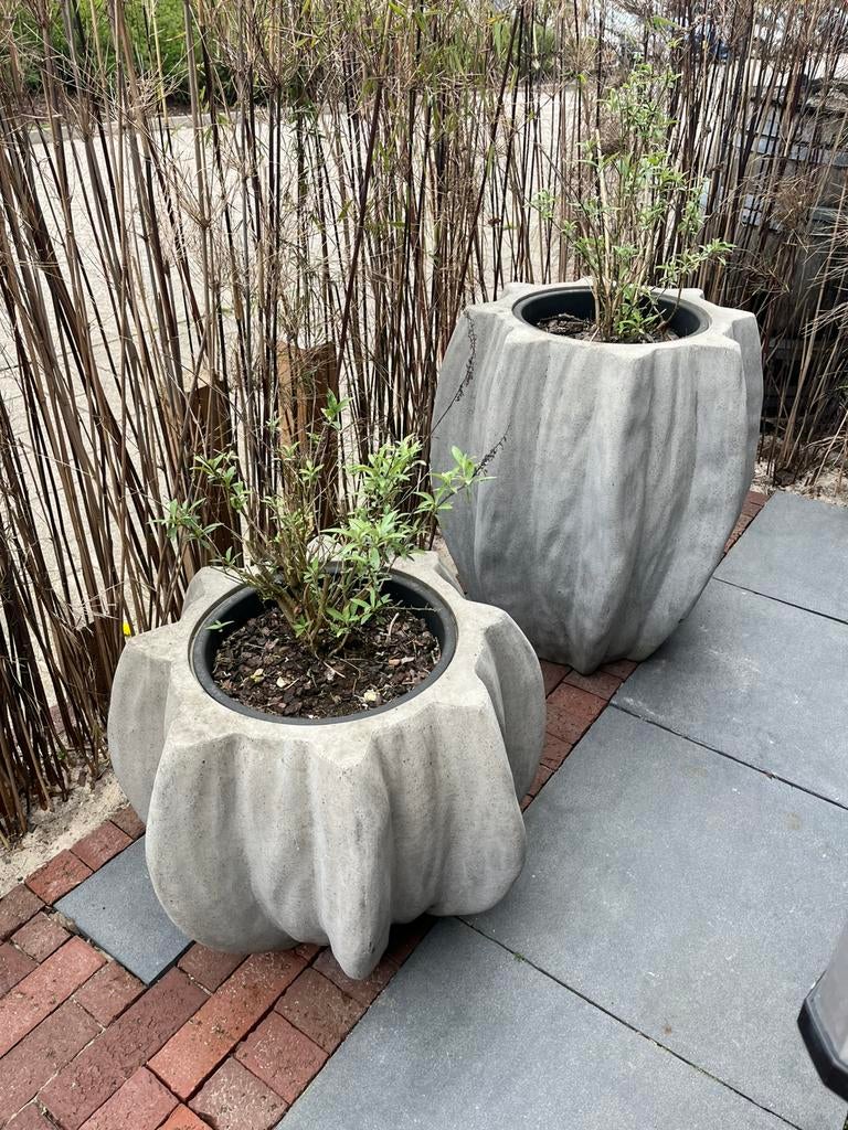 2 bijpassende bloempotten, Ophalen, Steen, Minder dan 30 cm, Rond