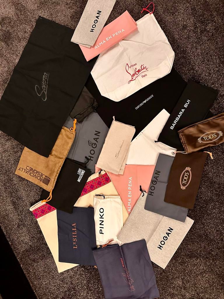 Diverse dustbags van verschillende merken, Ophalen of Verzenden, Nieuw, Overige kleuren, Overige typen