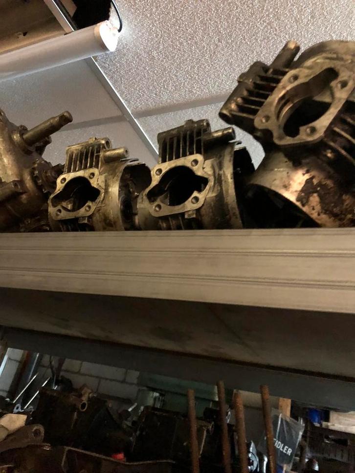 5 STUKS KREIDLER MOTORBLOK 3-BAK NIET COMPLEET, Fietsen en Brommers, Brommeronderdelen | Kreidler, Gebruikt, Blok, Ophalen of Verzenden