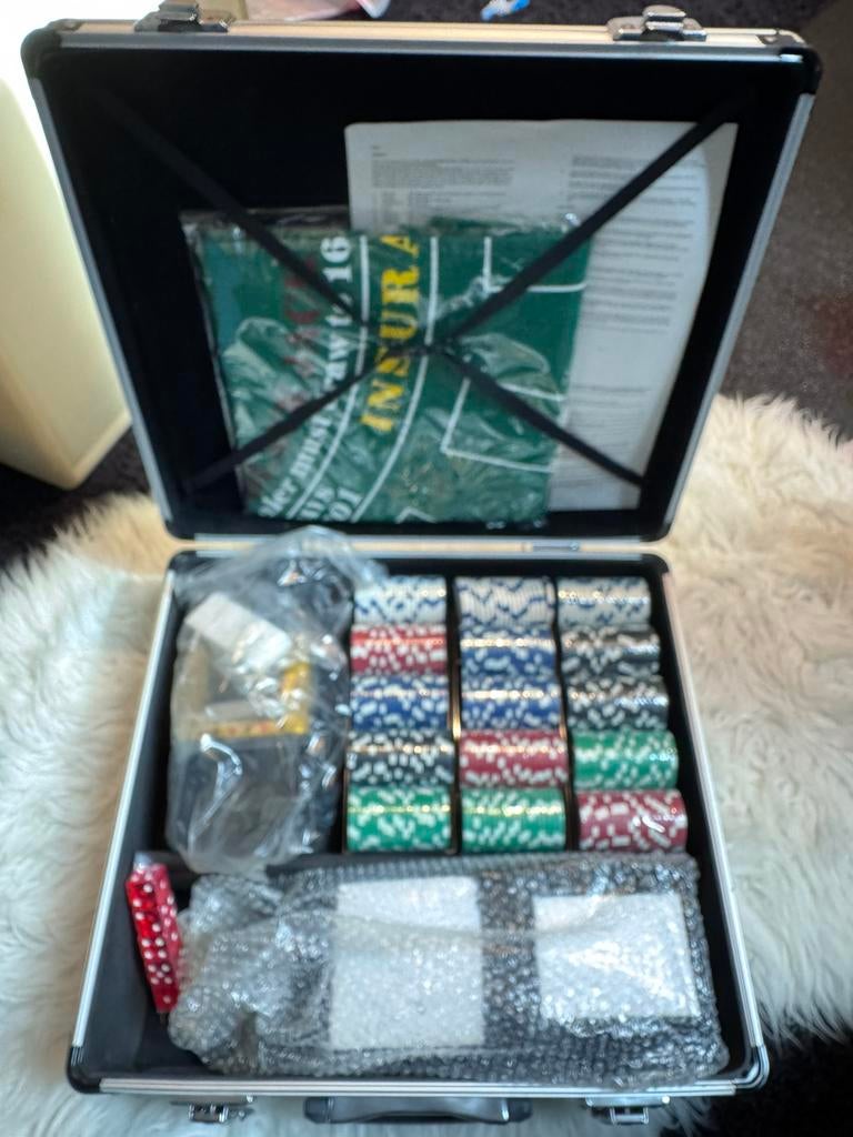 Bieden  helemaal nieuw POKERSPEL, Ophalen, Nieuw