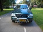 Mercedes-Benz M-Klasse ML 2001 Groen, Auto's, Automaat, Beige, 138 €/maand, 2020 kg