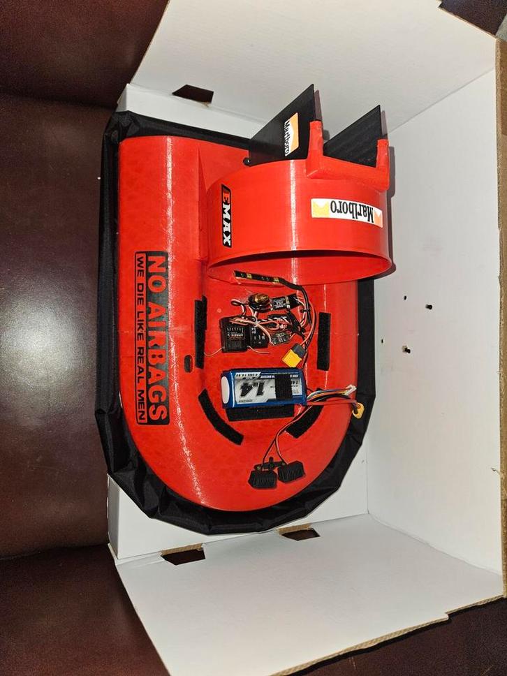 Hovercraft.  Ultieme drift machine, Hobby en Vrije tijd, Modelbouw | Radiografisch | Auto's, Nieuw, Auto onroad, Elektro, Schaal 1:10