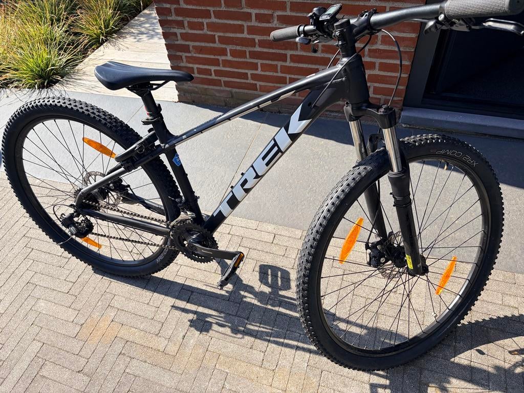 Trek Marlin 4 fiets, Fietsen en Brommers, Fietsen | Mountainbikes en ATB, Hardtail, Heren, Ophalen of Verzenden, Zo goed als nieuw