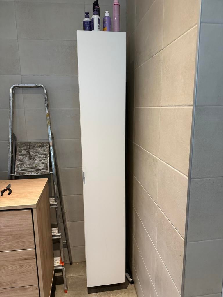 Witte badkamerkast met planken, (Half)hoge kast, Minder dan 50 cm, Gebruikt, Ophalen of Verzenden