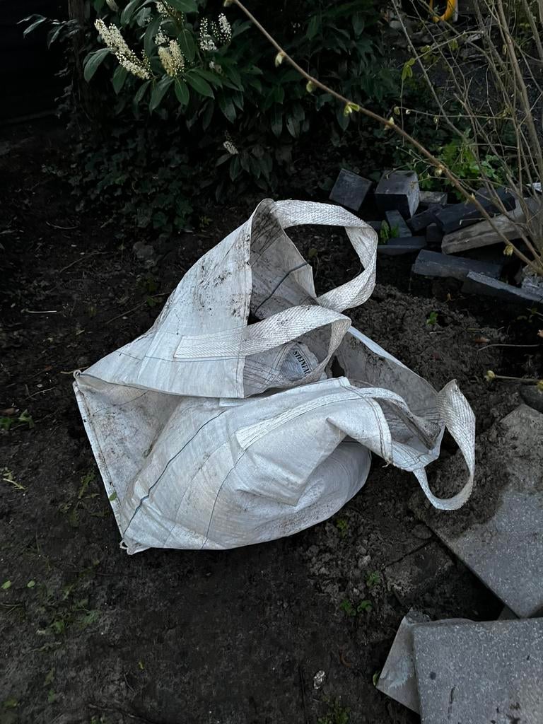1/2 kuub zak, Ophalen, Zo goed als nieuw