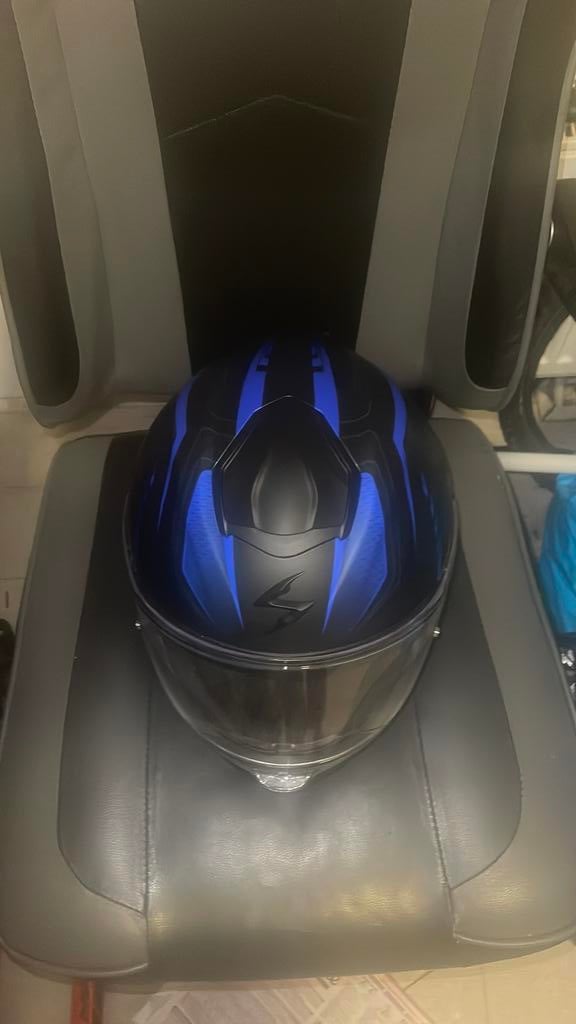 Scorpion exo helm, Fietsen en Brommers, Ophalen, Nieuw, Medium