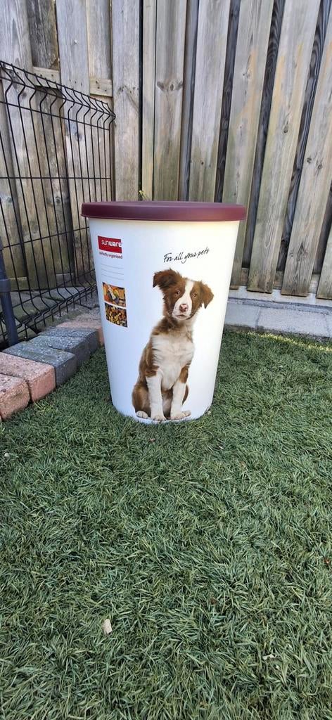 Opbergton voor voer, Ophalen