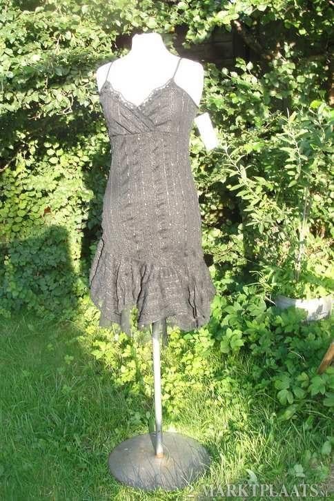 Leuke zwarte jurk met glitter en pailettjes mt S merk Vegas, ., Zwart, Nieuw, Ophalen of Verzenden