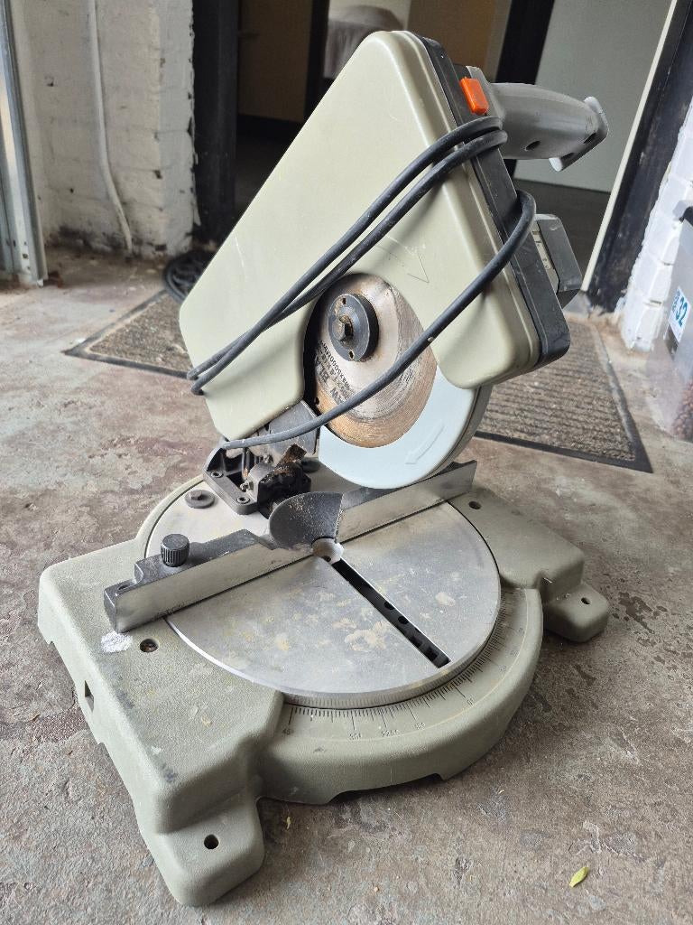 Kinzo afkortzaag 800W – Ø205mm – direct inzetbaar, Ophalen, Gebruikt, Kinzo, Afkortzaag