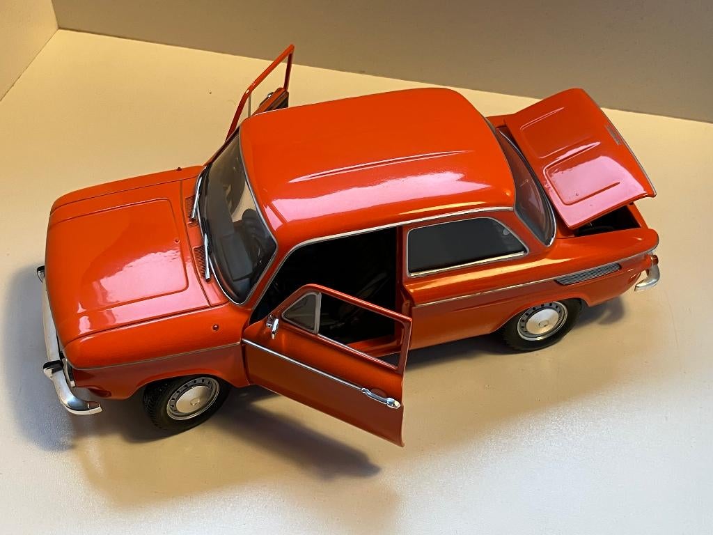 NSU  1200 TT van 1968  Orange   1:18  Revell, Ophalen of Verzenden, Zo goed als nieuw, Auto, Revell