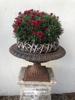 gietijzeren tuinvaas tuinschaal op voet, Ophalen, Gebruikt