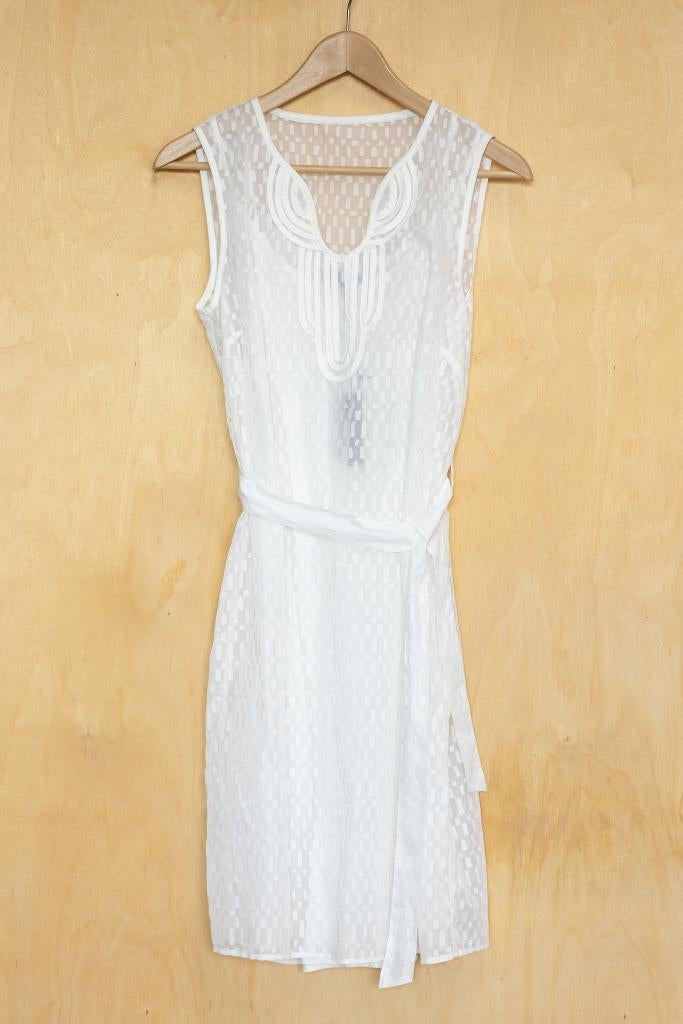 MCGregor mooie witte jurk semi transparant 36 S, Kleding | Dames, Jurken, Nieuw, Maat 36 (S), Wit, Knielengte, Ophalen of Verzenden