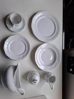 Nieuw in de doos :vintage 6 persoons porselein servies.Mer, Ophalen of Verzenden, Nieuw, Overige materialen, Overige typen
