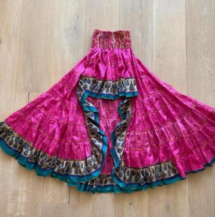 Rok zijde one size nieuwstaat, Kleding | Dames, Rokken, Maat 38/40 (M), Ophalen of Verzenden, Zo goed als nieuw, Roze