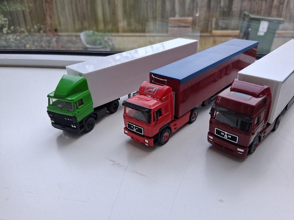 trucks 1:87, Hobby en Vrije tijd, Ophalen of Verzenden, Zo goed als nieuw, Bus of Vrachtwagen, Overige merken