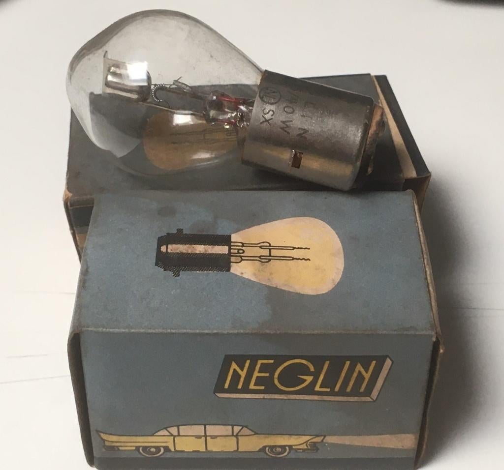 5 stuks Neglin 6. Volt 45-40 W. duplolamp met Ba21d fitting., Ophalen of Verzenden, Nieuw