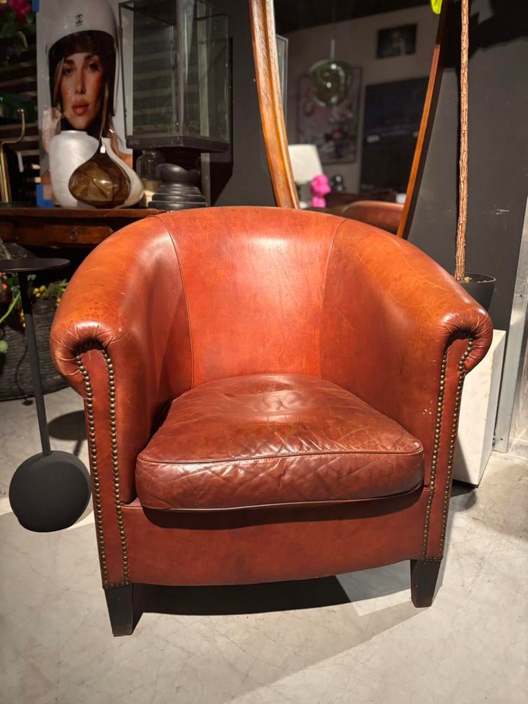 Clubfauteuil Runderleer, Stoer klassiek chique, Gebruikt, 50 tot 75 cm, Leer