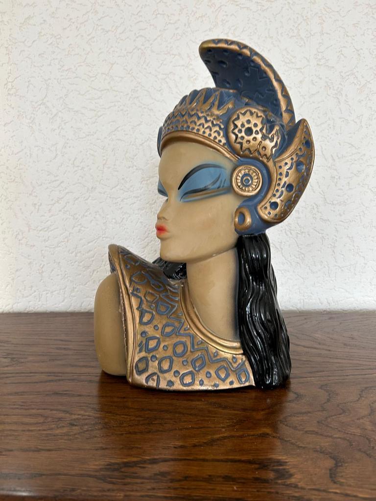 Buste in de stijl van Tretchikoff,  G.F.F. Silvio, Ophalen of Verzenden, Zo goed als nieuw