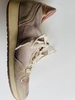 Te koop: leren sneakers, SPM, beige, maat 38, Ophalen of Verzenden, Zo goed als nieuw, Beige, Sneakers of Gympen