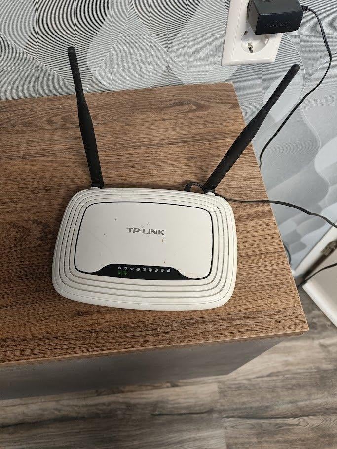 TP-Link wireless N-router TL-WR841N, Ophalen of Verzenden, Gebruikt, Router, TPLink
