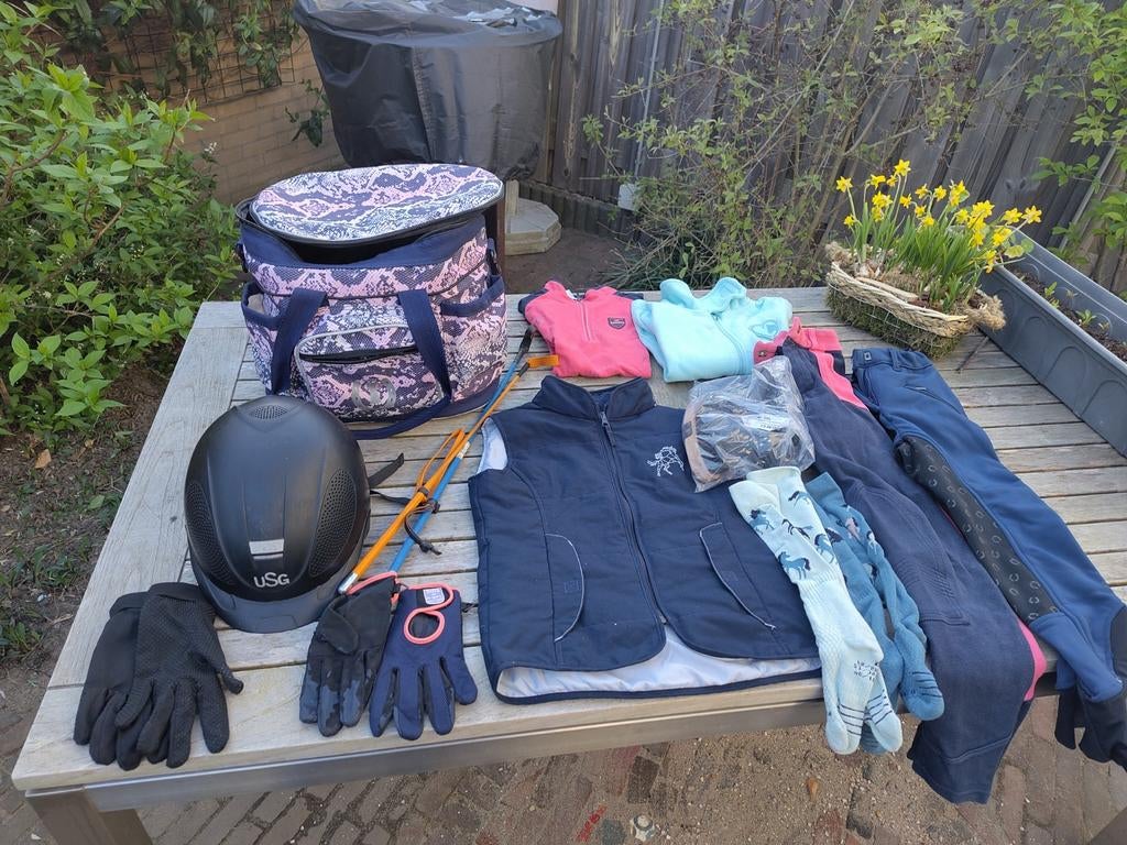 Paardrijkleding kind 8-11 jaar, Dieren en Toebehoren, Paardrijkleding, Ophalen, Kinderen, Zo goed als nieuw, Recreatie