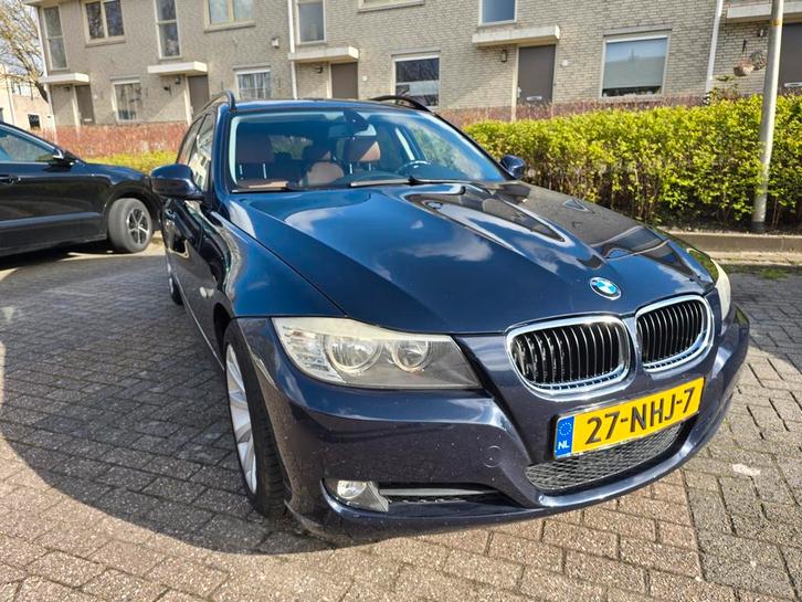 BMW 318I E91 2010 Touring, Auto's, BMW, Particulier, 3-Serie, ABS, Airbags, Airconditioning, Alarm, Bluetooth, Boordcomputer, Centrale vergrendeling