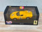Hotwheels Ferrari 1:18 250 Le Mans geel nieuw in de doos, Hobby en Vrije tijd, Modelauto's | 1:18, Ophalen of Verzenden, Zo goed als nieuw