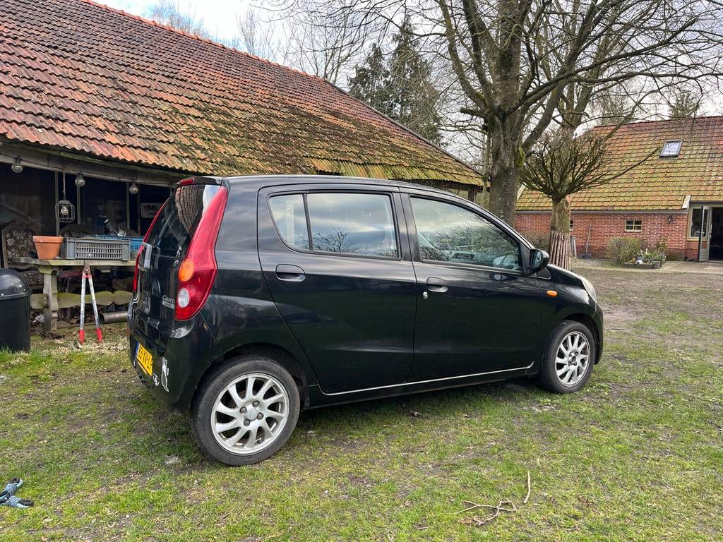 Daihatsu Cuore 1.0 5D 2007 Zwart, Voorwielaandrijving, 600 kg, 18 €/maand, 4 stoelen