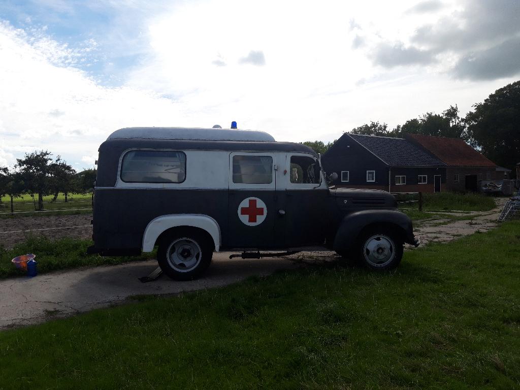 Echte oldtimer: Ford Keulen V8 camper, Caravans en Kamperen, Luifel, Ford, Tot en met 2, 7 tot 12 maanden geleden