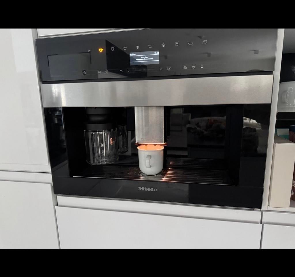 PRACHTIGE inbouw MIELE CVA7440 totaal 7000 kopjes als NIEUW, Witgoed en Apparatuur, Koffiezetapparaten, Ophalen, 10 kopjes of meer
