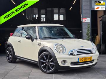 Mini Mini 1.4 One Pepper|APK|NAP|Airco|Grote scherm|PDC beschikbaar voor biedingen