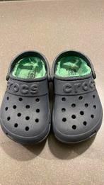 Crocs gevoerd donkerblauw met groen C9 25-26, Gebruikt, Ophalen of Verzenden