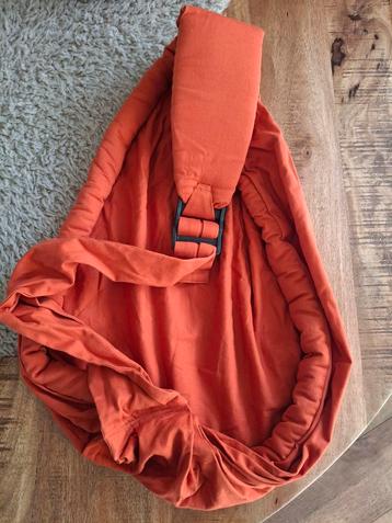 Natalis babysling/draagdoek/draagzak oranje zgan beschikbaar voor biedingen