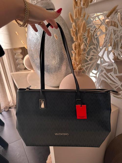 NIEUW Donker blauwe Valentino hand tas large shopper!, Sieraden, Tassen en Uiterlijk, Tassen | Damestassen, Zo goed als nieuw