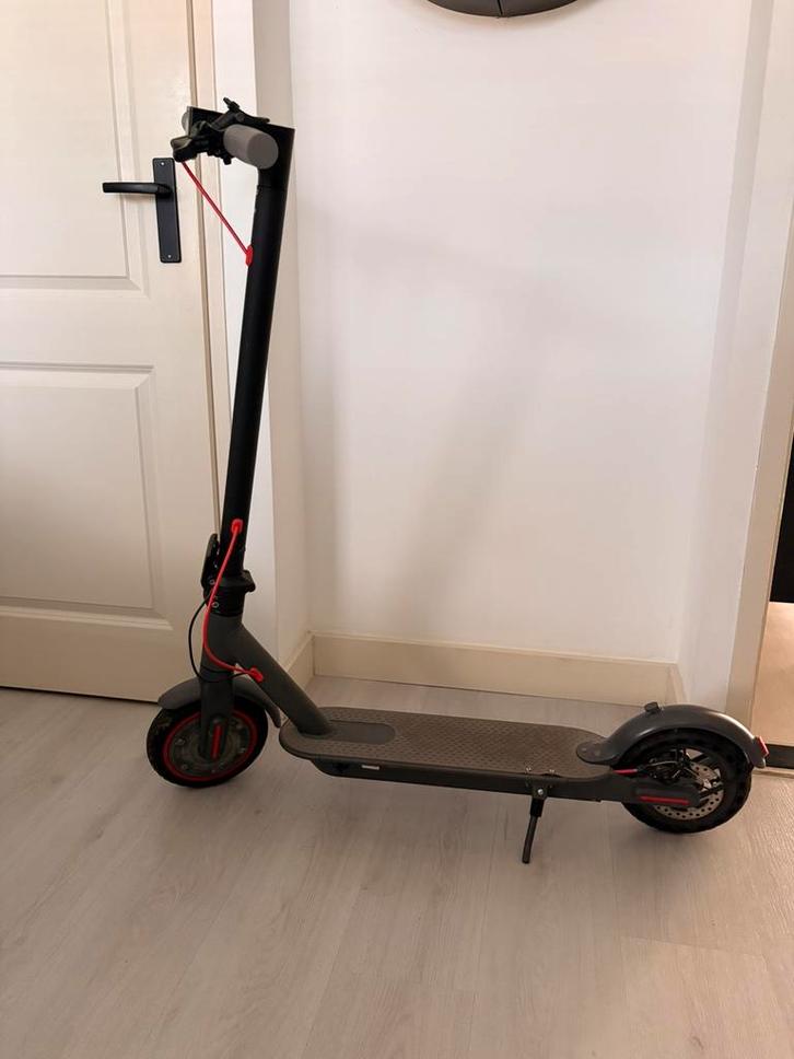 Electrische step, Fietsen en Brommers, Steps, Zo goed als nieuw, Elektrische step (E-scooter), Ophalen of Verzenden