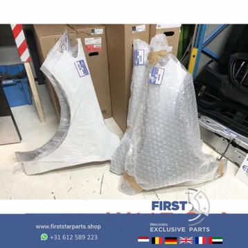 W117 CLA45 AMG ZIJSCHERM LINKS / RECHTS origineel Mercedes 2 beschikbaar voor biedingen