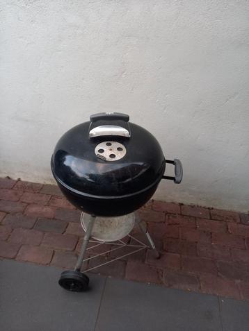 Weber BBQ 47 centimeter met nieuwe hoes beschikbaar voor biedingen
