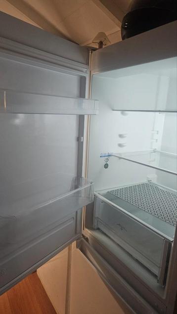 Indesit Koel-vriescombinatie - Goed Onderhouden beschikbaar voor biedingen