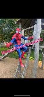 Spider-Man kostuum te huur, Ophalen