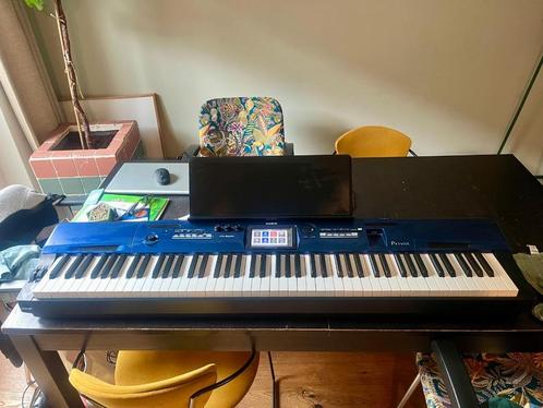 Casio Privia PX-560M, Muziek en Instrumenten, Keyboards, Zo goed als nieuw, 88 toetsen, Casio, Aanslaggevoelig, Midi-aansluiting