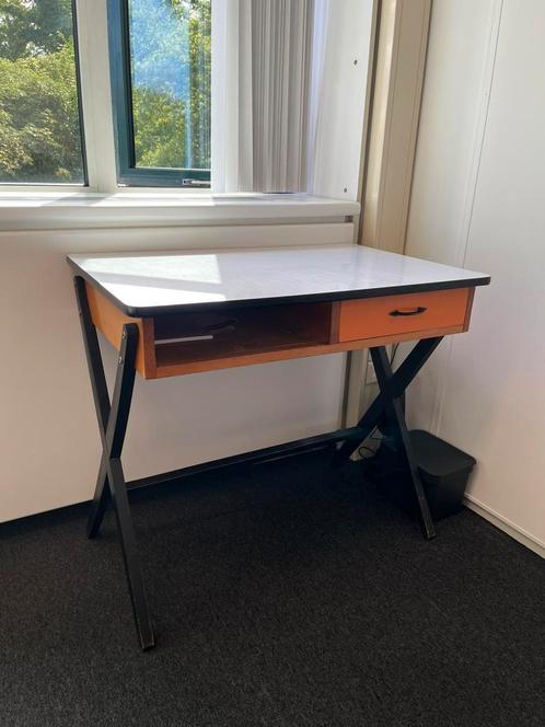 Coen de Vries bureau vintage, Huis en Inrichting, Bureaus, Gebruikt, Bureau, Ophalen
