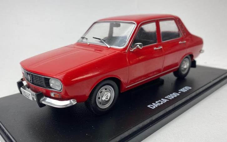 Jsn Atlas 1:24 Dacia 1300 1970 rood, Hobby en Vrije tijd, Modelauto's | 1:24, Nieuw, Auto, Overige merken, Ophalen of Verzenden