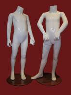 kinder - mannequins kindjes paspoppen op glasplaat., Ophalen
