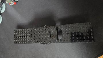 Lego Zwarte  elektrische trein 9V RC treinbasis 6 x 30 beschikbaar voor biedingen